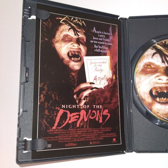 Night of the Demons (DVD 1988) Cathy Podewell Alvin Alexis Mint w/ insert - Picture 4 of 5
